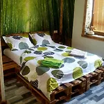 събевата къща 4* Sinio Burdo