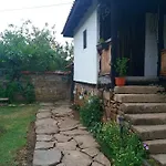 събевата къща Sinio Burdo