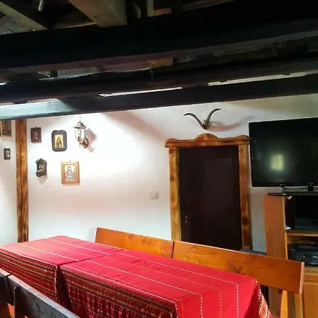 събевата къща ゲストハウス Sinio Burdo